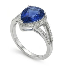 natural round sapphire 3.50ct ring close up detail