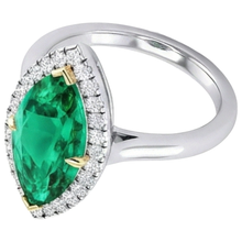 Colombian Emerald Colored Stone Ring 3-ct 14 Karat Two Tone Gold – side view