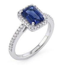 natural emerald sapphire 3ct ring top view