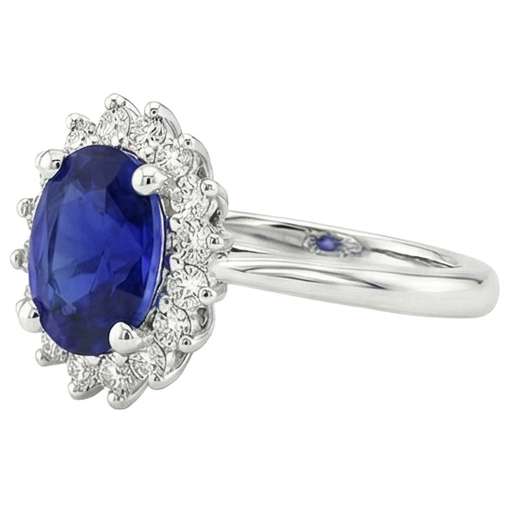 natural round sapphire 4ct ring on white background