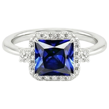 natural round sapphire 6ct ring on white background