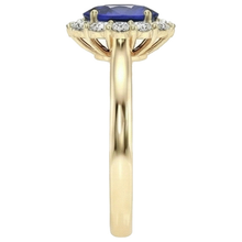 natural round sapphire 5.25ct ring top view