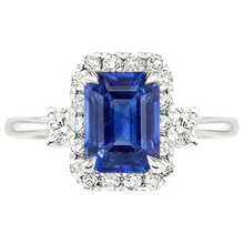 natural emerald sapphire 4.50ct ring profile view