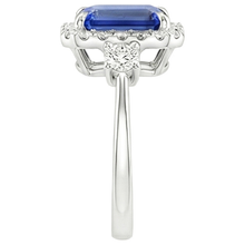 natural emerald sapphire 4.50ct ring on white background