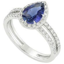 natural round sapphire 4.50ct ring close up detail
