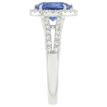 natural round sapphire 4.50ct ring on white background