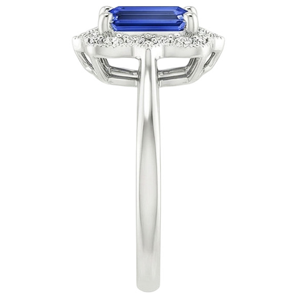 natural emerald sapphire 4ct ring on white background