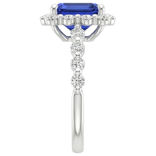 natural round sapphire 4.25ct ring on white background