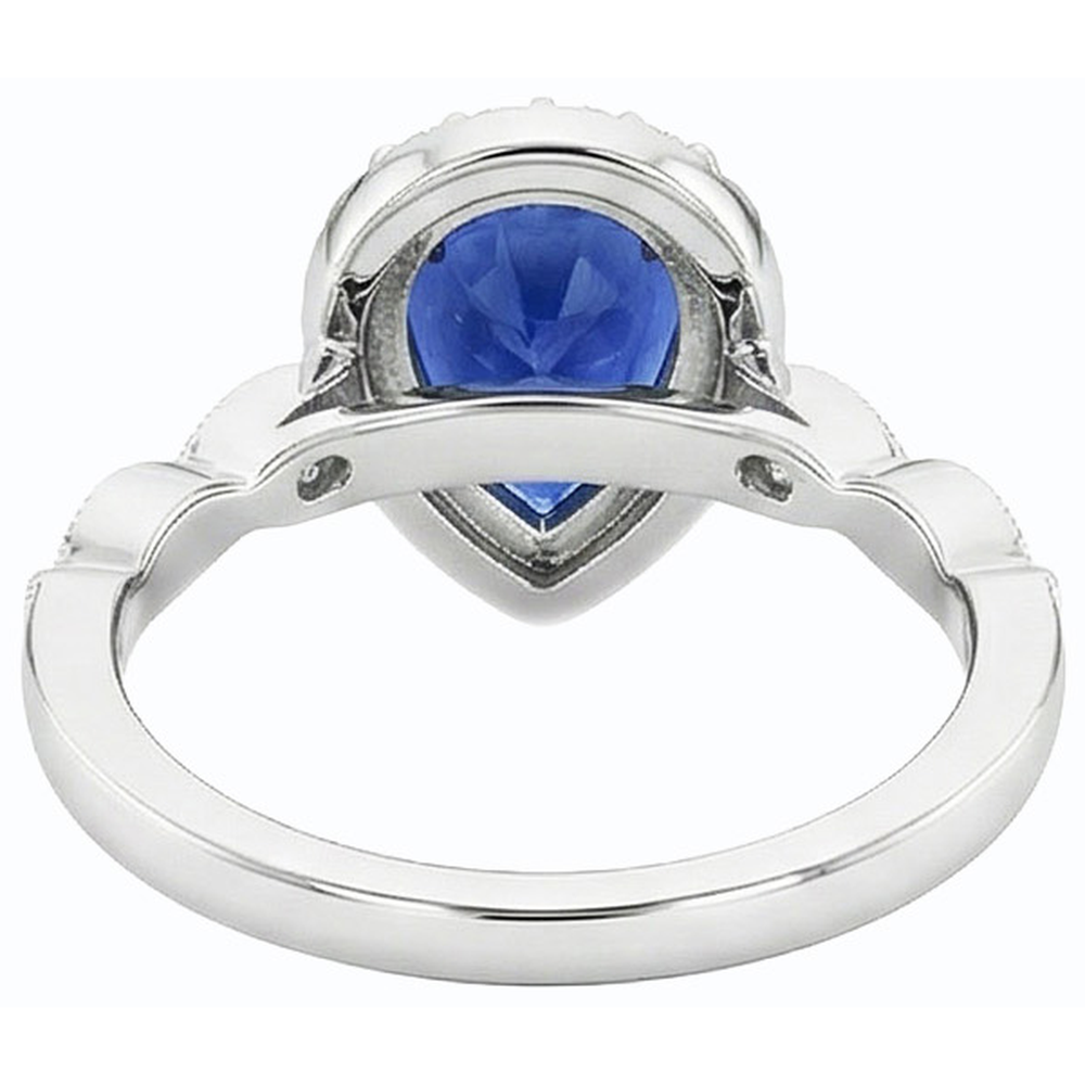 natural round sapphire 5ct ring close up detail