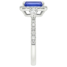 natural emerald sapphire 4.25ct ring on white background