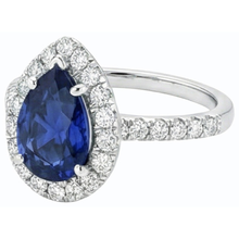 natural round sapphire 3.50ct ring close up detail