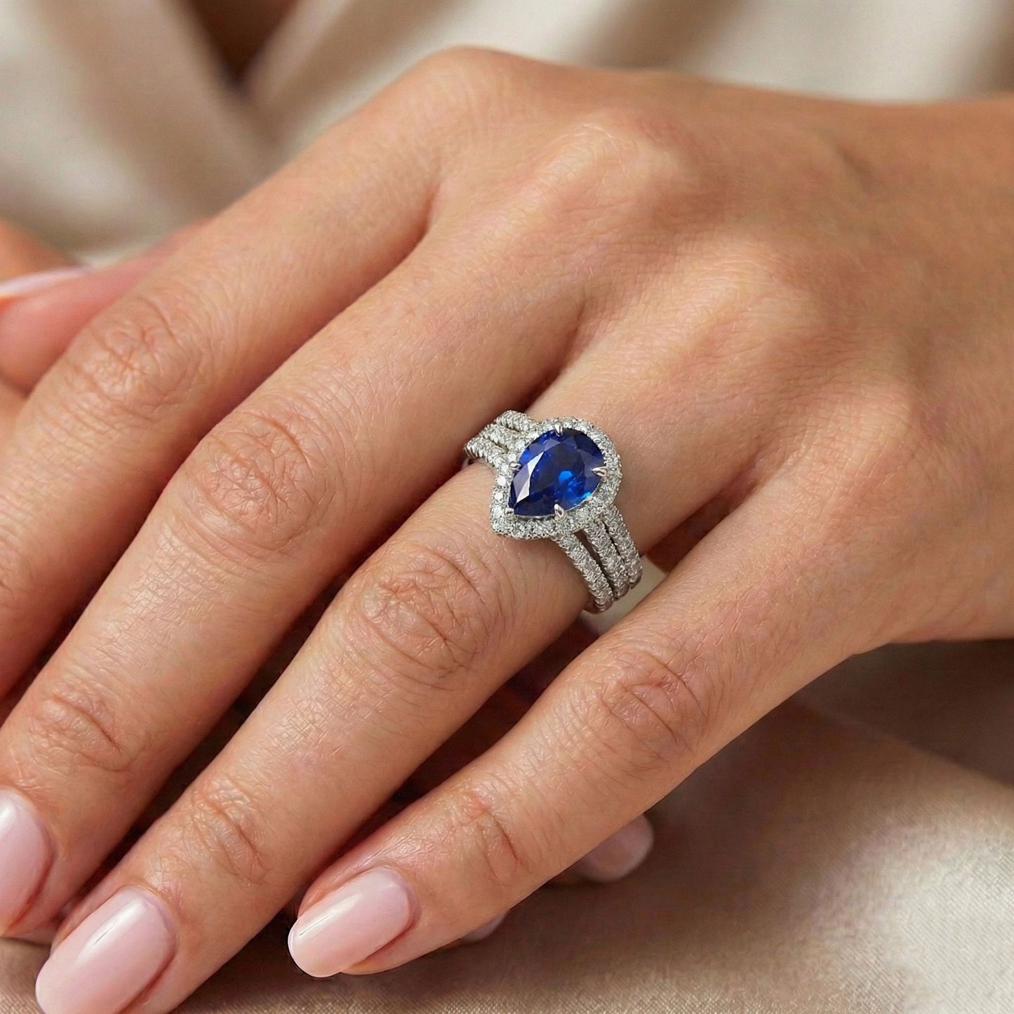 natural round sapphire 5ct ring lifestyle photo