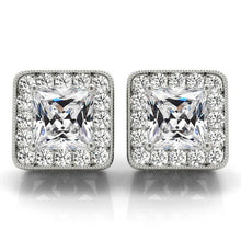 Stud Earrings 14 Karat White Gold with Diamond – main view