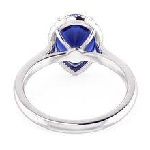 Handcrafted Cornflower Blue Sapphire Gemstone Ring 2 ct from