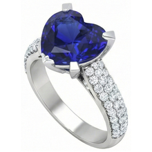 natural round sapphire 5ct ring top view