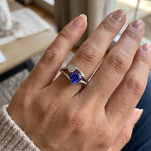 Heart Sapphire Gemstone Ring 2.50 Carats Natural Earth Mined Diamond Split Shank Gold