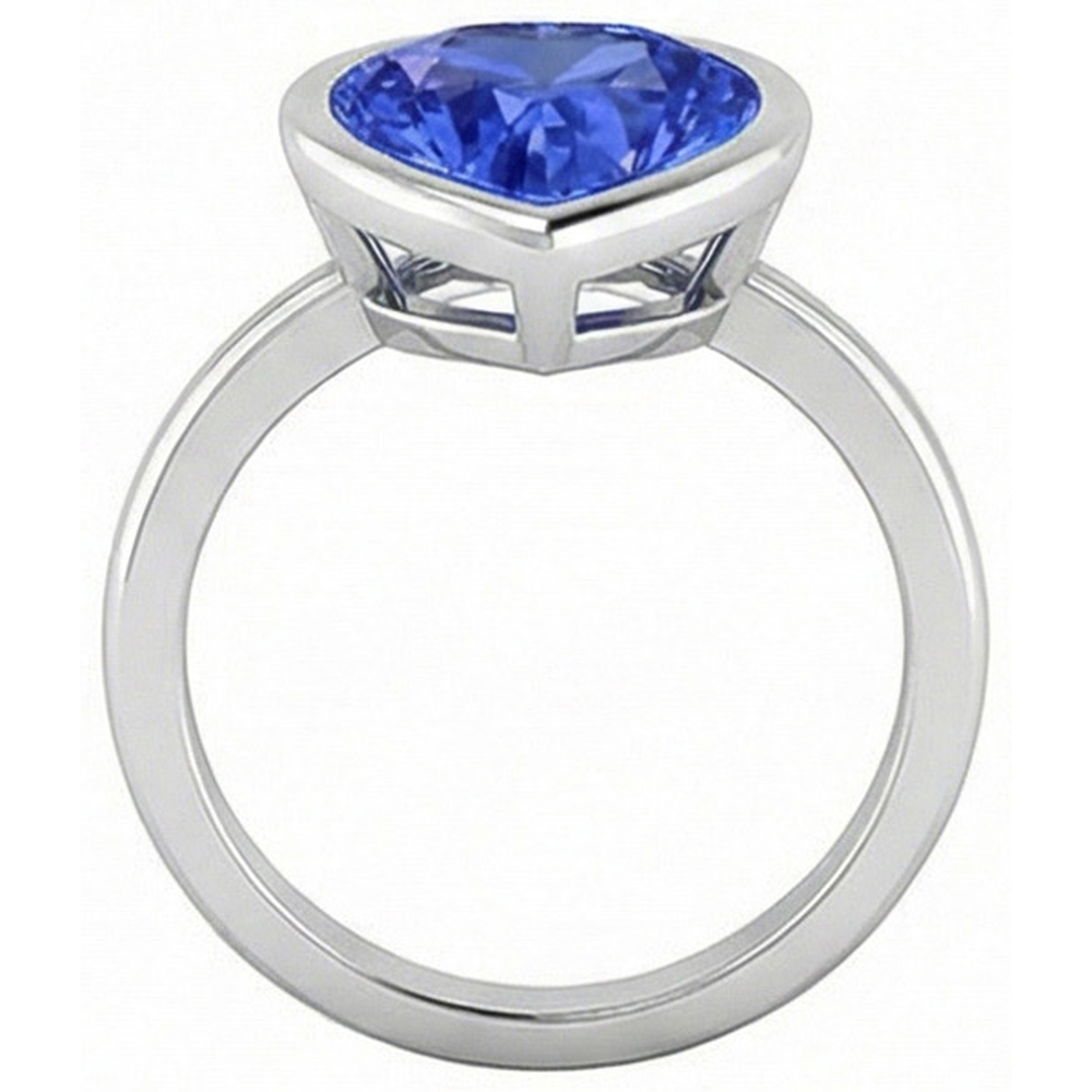 natural heart sapphire 2.50ct watch on white background