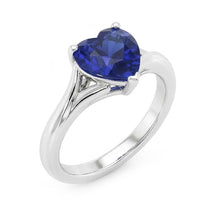 natural heart sapphire 2.50ct ring close up detail