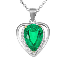 Handcrafted Emerald Precious Stone Pendant 2 ct – main view