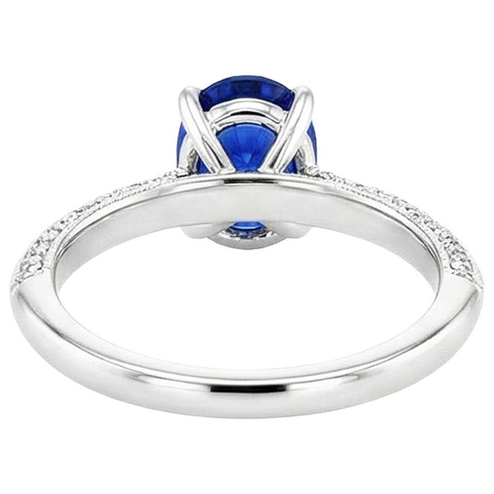 Ladies Antique Style Blue Sapphire Ring With Accents 5.50 Carats