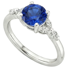 natural round sapphire 3ct ring top view