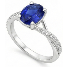 natural round sapphire 3ct ring top view