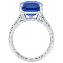 natural emerald sapphire 5ct ring on white background