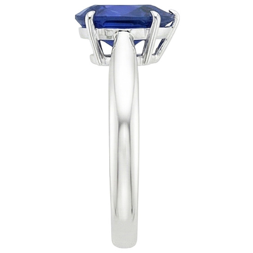 natural pear sapphire 4ct ring on white background