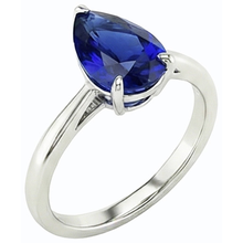 natural pear sapphire 2.50ct ring close up detail