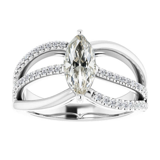 Marquise Cut Diamond ring in 14K White Gold – main view