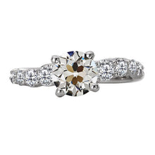 Antique Cushion Fine Diamond ring in 14K White Gold – main view