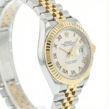 Gemstone Rolex in Gold – angle view
