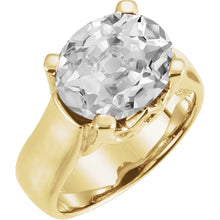 Sparkling Diamond Solitaire Engagement Ring 5 ct – main view
