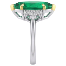 Authentic Colombian Emerald Precious Stone Ring – top view