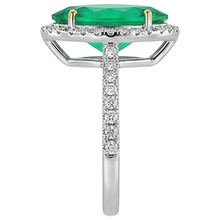 Luxurious Colored Stone Ring 4 ct – angle view