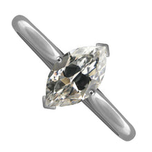 Marquise Cut Diamond ring in 14 Karat White Gold – main view