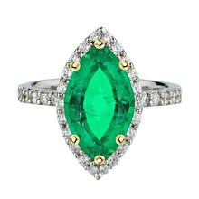 Real Colombian Emerald Colored Stone Ring – main view