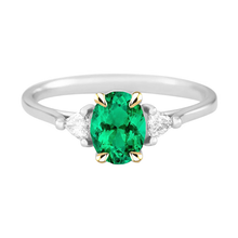 Refined Colored Stone Ring 2 ct – main view