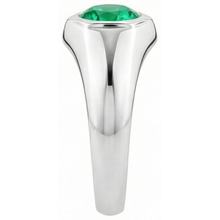 Emerald Round Brilliant Precious Stone Ring in 14 Karat White Gold – profile view