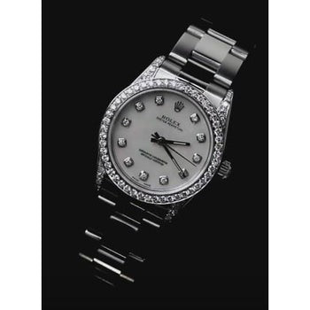 natural round diamond watch side angle