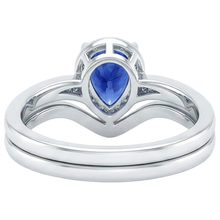 natural round sapphire 2.75ct ring close up detail