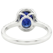 natural round sapphire 4ct ring top view