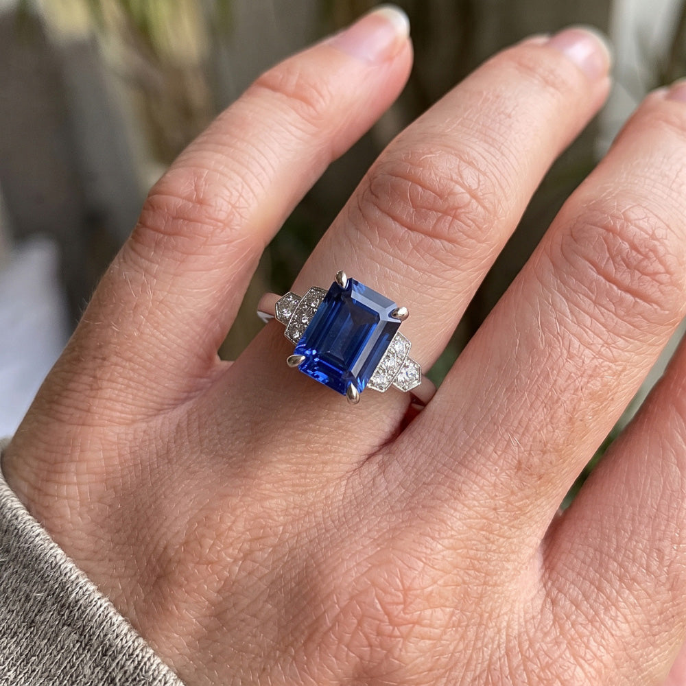 Natural Earth Mined Diamond Anniversary Emerald Ceylon Sapphire Ring 3 Carats Jewellery