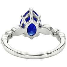natural round sapphire 2.50ct ring close up detail