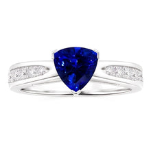 Natural Earth Mined Diamond Blue Sapphire Gemstone Ring Trillion Shaped 2 Carats