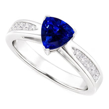 Natural Earth Mined Diamond Blue Sapphire Gemstone Ring Trillion Shaped 2 Carats