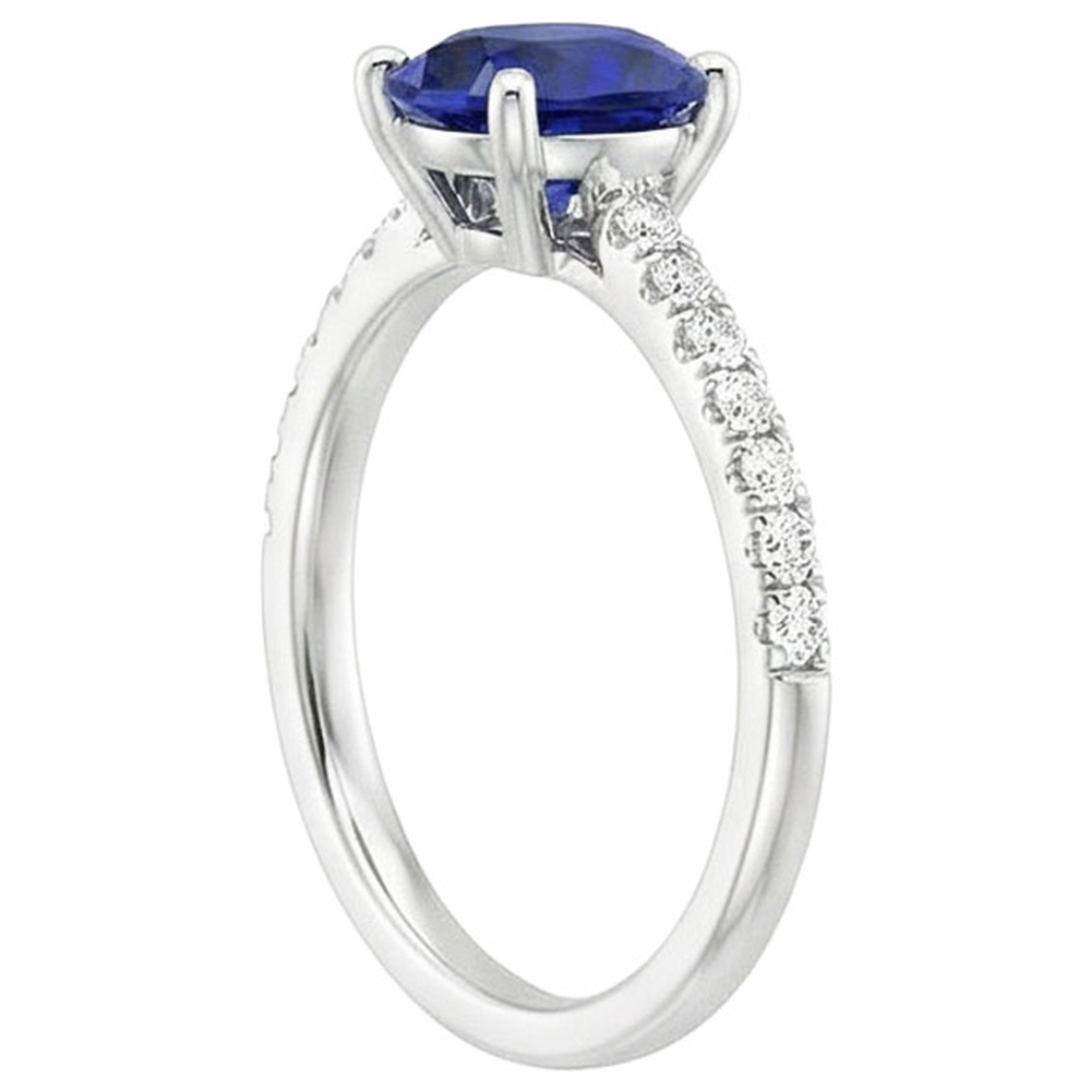 natural round sapphire 3ct ring top view