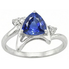 natural round sapphire 1.75ct ring top view
