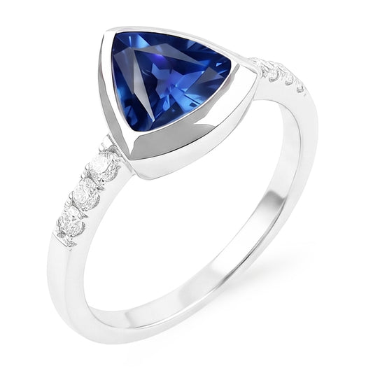 Natural Earth Mined Diamond Gemstone Jewellery 2 Carat Trillion Bezel Set Blue Sapphire Ring