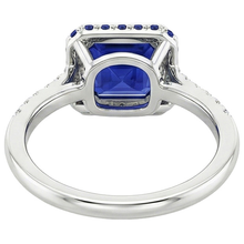 natural round sapphire 4.50ct ring on white background